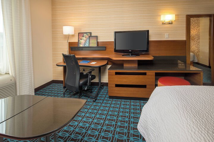 Room 8 of 25