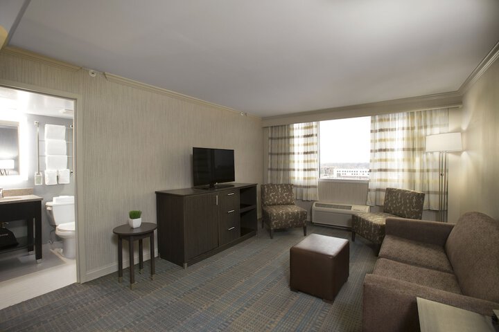 Holiday Inn Columbus Dwtn-Capitol Square by IHG