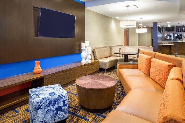 Hotel Interior 10 of 27