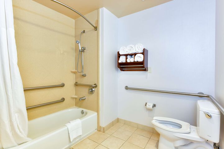 Room 25 of 116