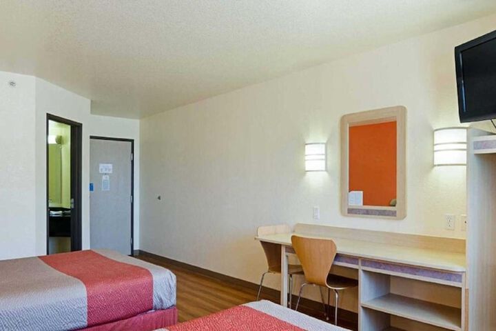 Room 18 of 58