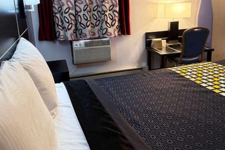 Coratel Inn & Suites by Jasper Hastings