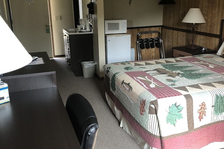 Room 26 of 46
