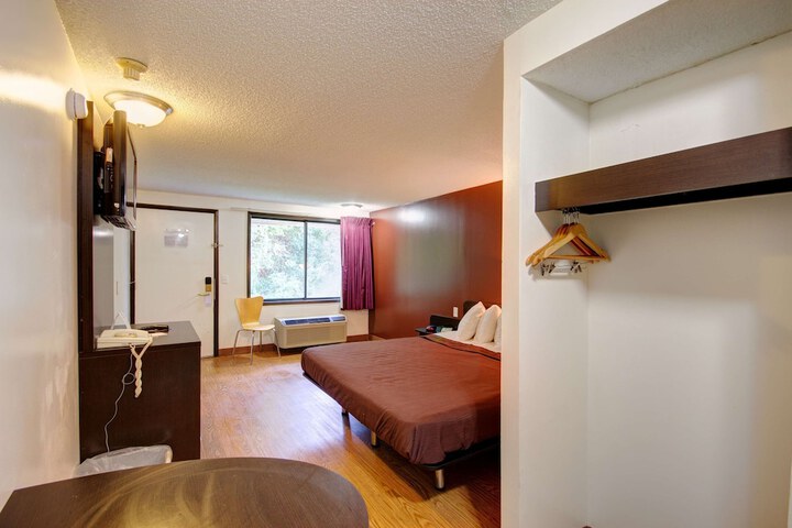 Americas Best Value Inn Heath Newark