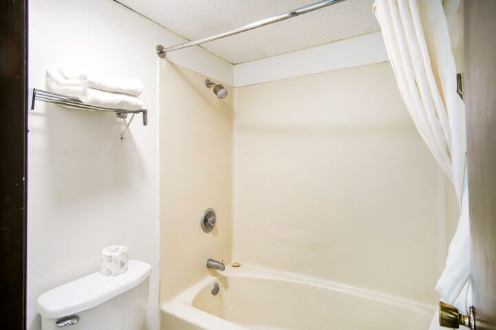 Room 34 of 57