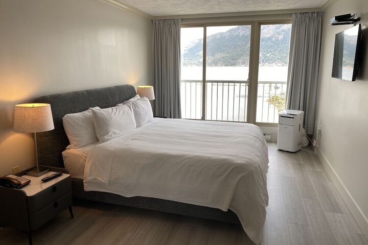 Room 26 of 55