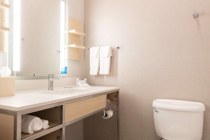 Hilton Garden Inn Calabasas