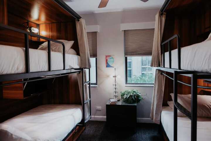 Room 13 of 43