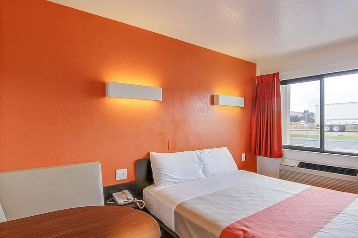 Motel 6 Buellton CA - Solvang Area