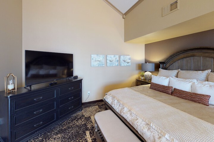 ClubHouse Hotel & Suites - Fargo