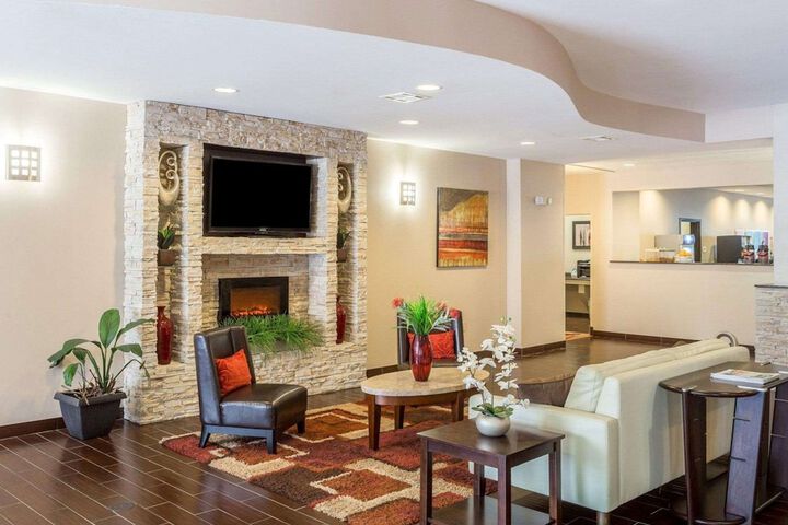 Comfort Suites Mandeville - Covington