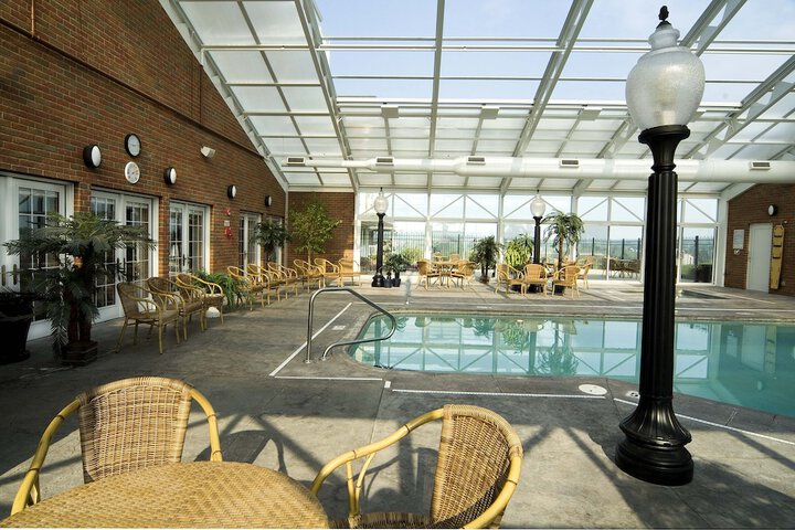 Carlisle Inn Sugarcreek