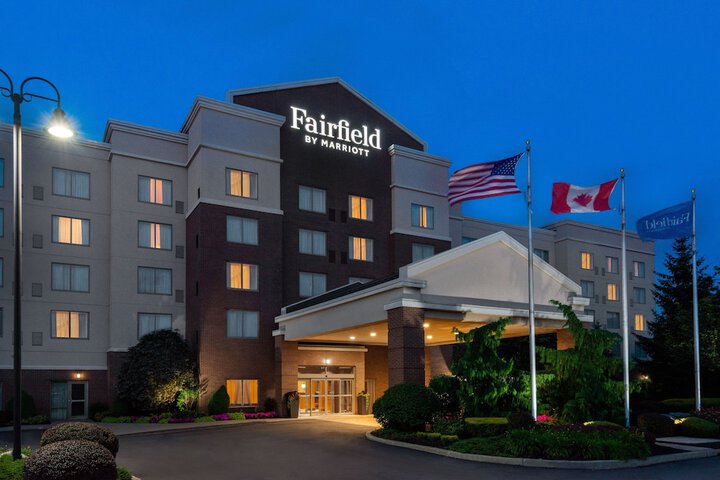 Hotel 2 of 32