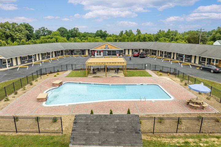 Pool 2 of 25