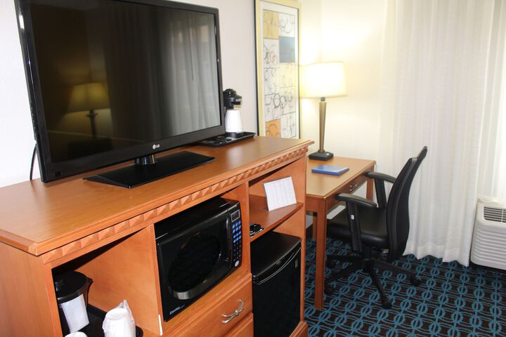 Room 57 of 104