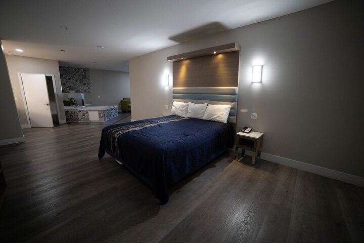 Room 14 of 67