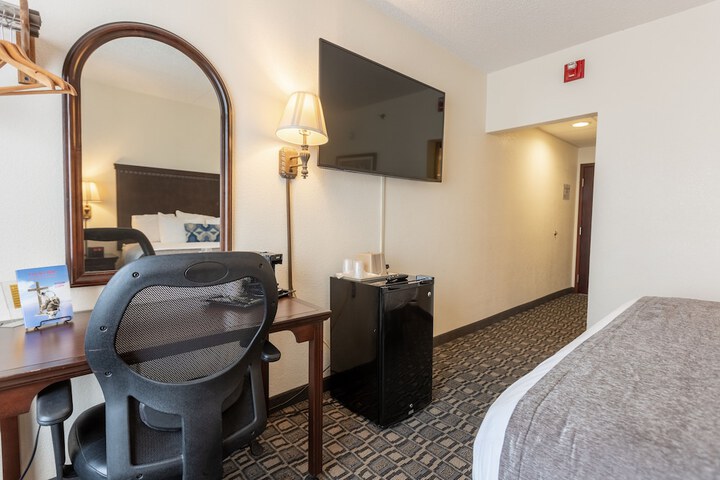 Room 15 of 61