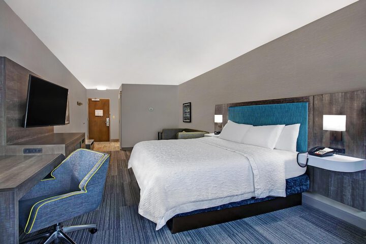 Hampton Inn Westfield