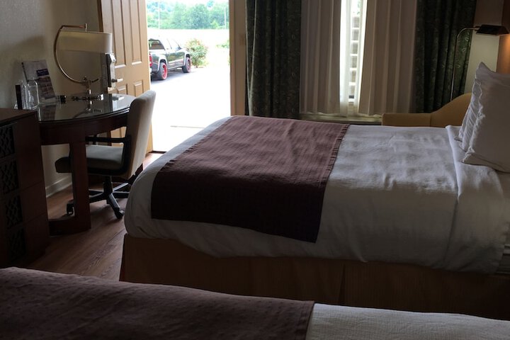 Room 22 of 42