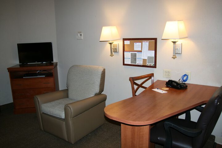 Room 25 of 60
