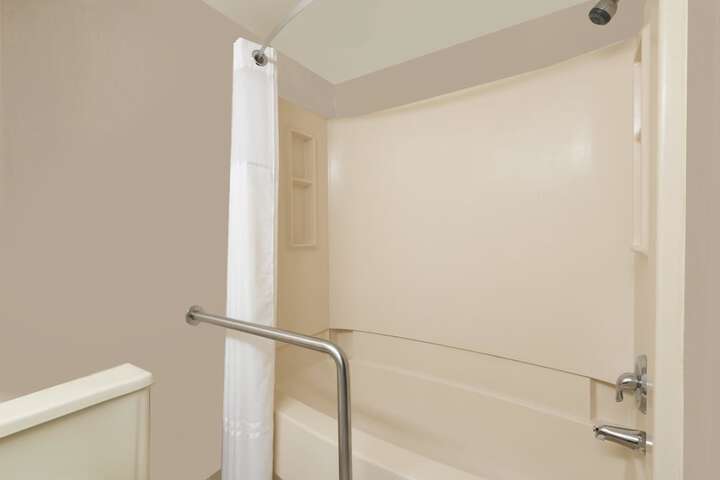 Super 8 by Wyndham Miamisburg Dayton S Area OH