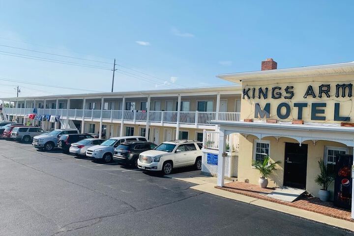 Hotel 4 of 20
