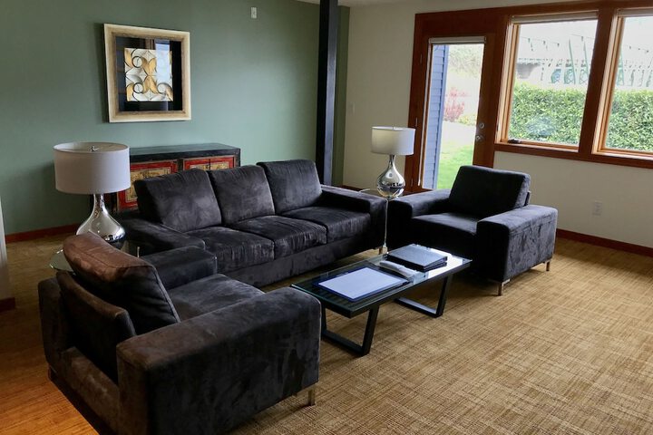 Room 65 of 131