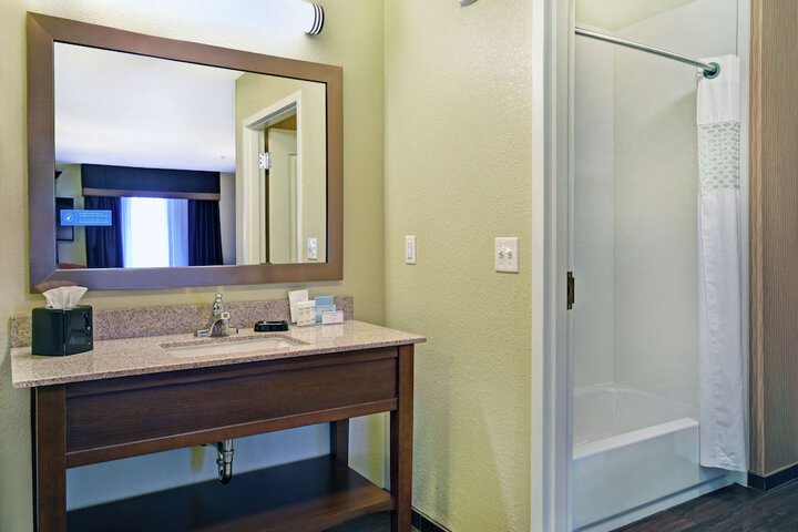 Hampton Inn & Suites Milwaukee / Franklin
