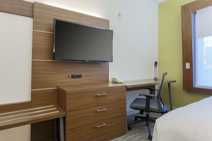 Room 18 of 55