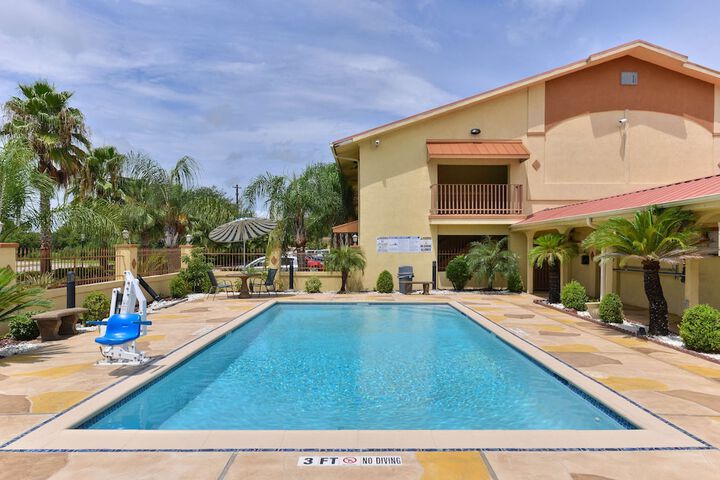 Pool 5 of 38