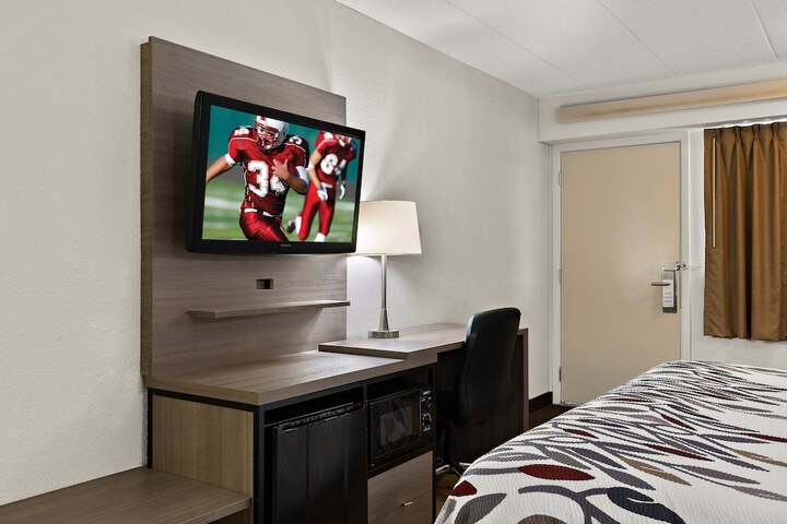 Room 25 of 35