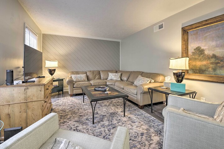 Charming Southern Pines Abode - Walk to Dtwn!