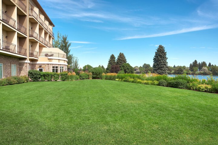 Hotel 3 of 75