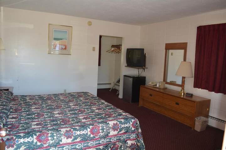 Room 10 of 23