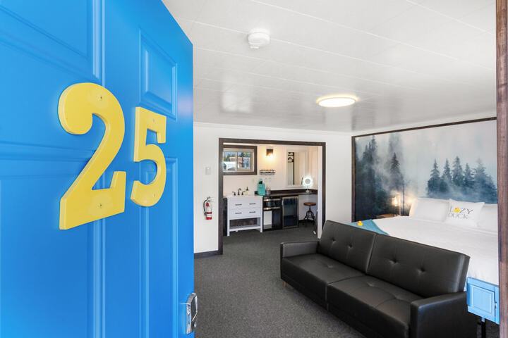 Room 46 of 70