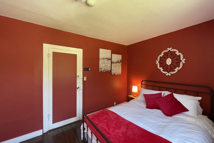 Stone Hearth Inn and Eatery