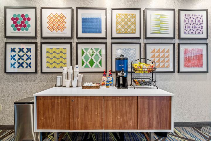 Holiday Inn Express & Suites Lakeland South by IHG