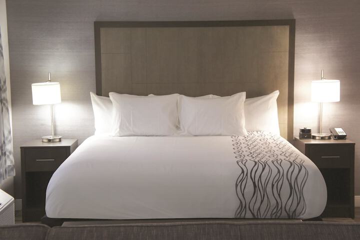 Room 34 of 52