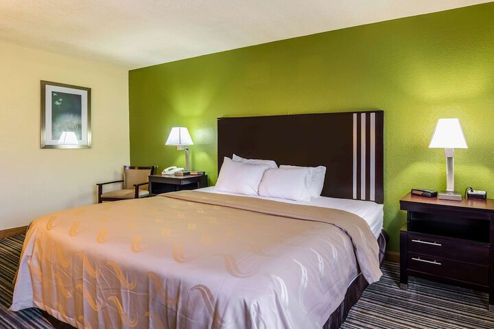 Room 40 of 57