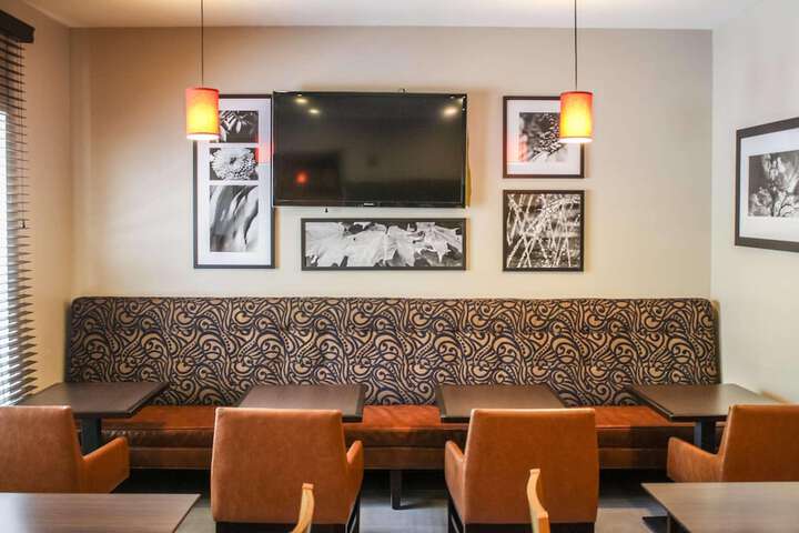 Country Inn & Suites by Radisson Washington Dulles International Airport, VA