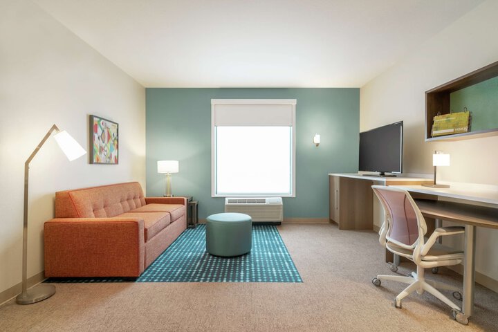 Room 35 of 46