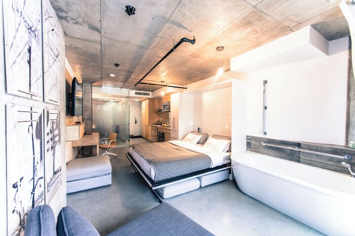 Room 50 of 91