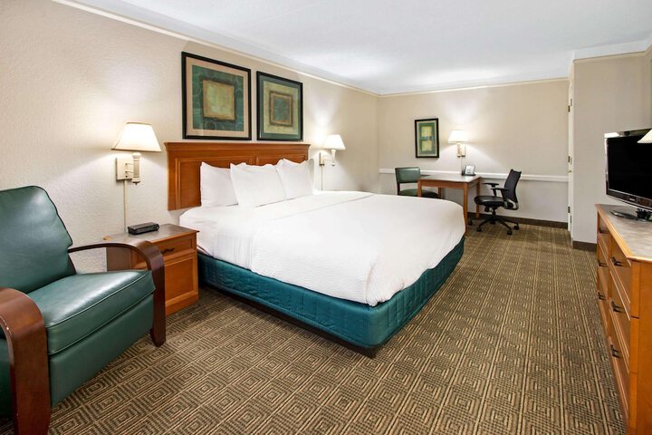 Room 13 of 41