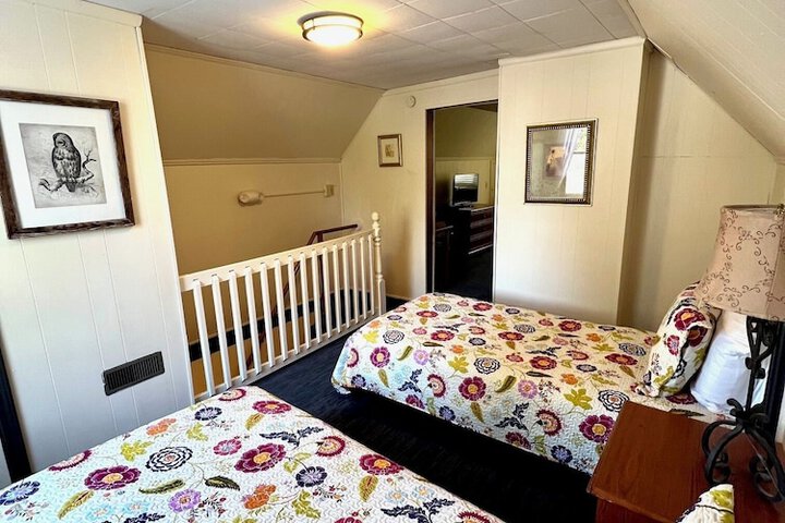 The Mount Vernon Inn