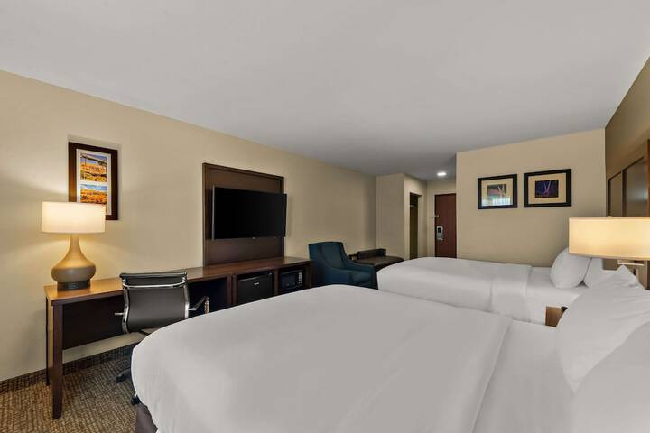 Room 9 of 39