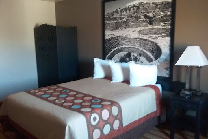 Room 23 of 45