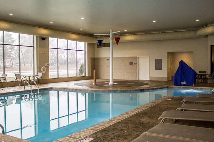 Pool 4 of 39
