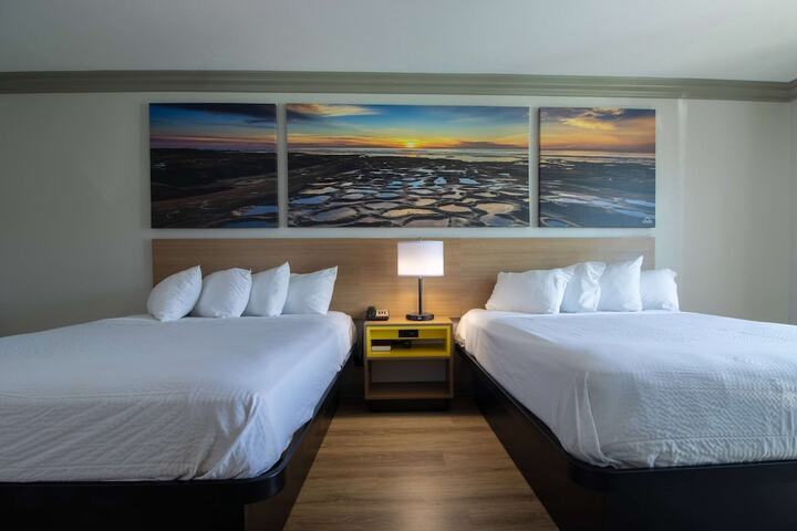 Room 16 of 34