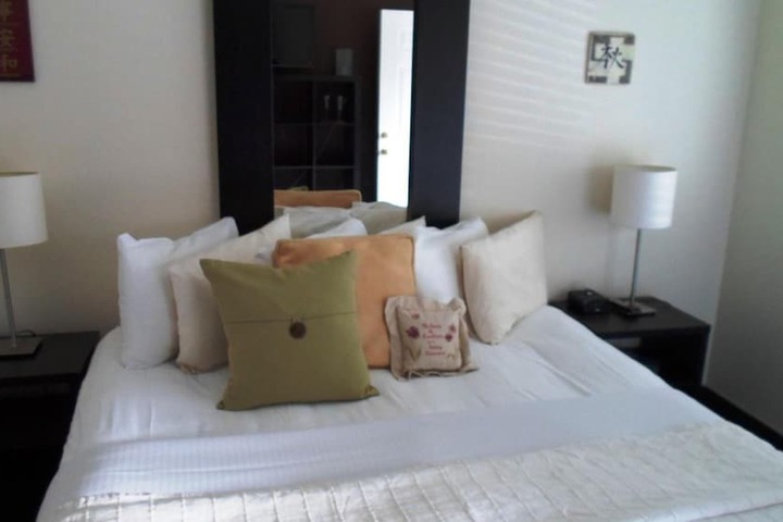 Room 52 of 70
