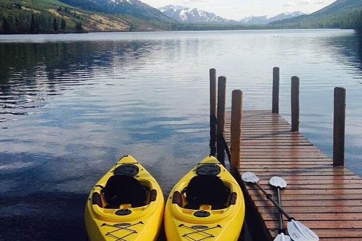 Summit Lake Lodge